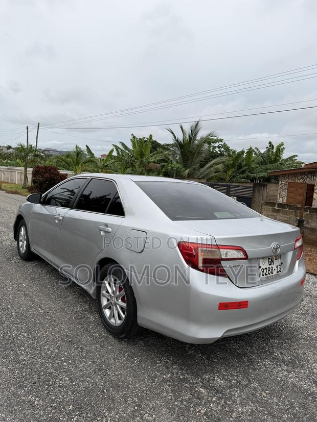 Toyota Camry L 4dr Sedan (2.5L 4cyl 6A) 2012 Gray