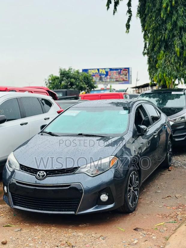 Toyota Corolla S 4dr Sedan (1.8L 4cyl CVT) 2016 Gray