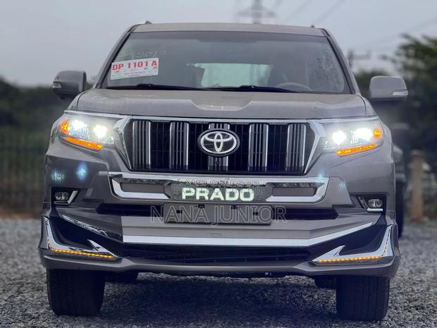Toyota Land Cruiser Prado 2015 Brown