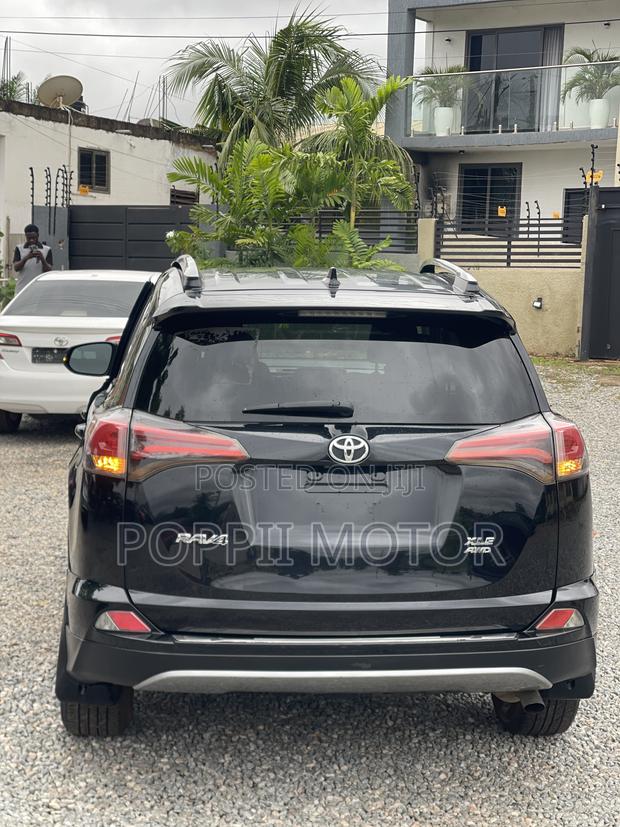 Toyota RAV4 2018 Black