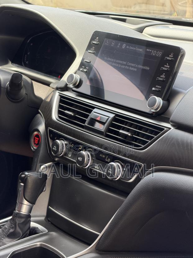 Honda Accord Touring 2.0T 2021 Black