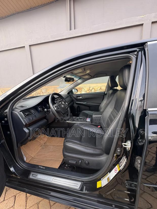 Toyota Camry 2016 Black
