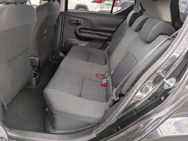 Toyota Aqua 2015 Black