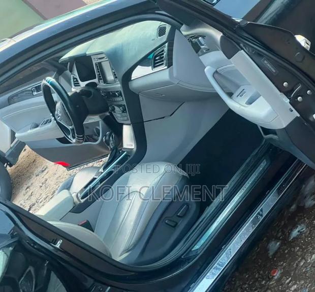 Hyundai Sonata 2016 Black