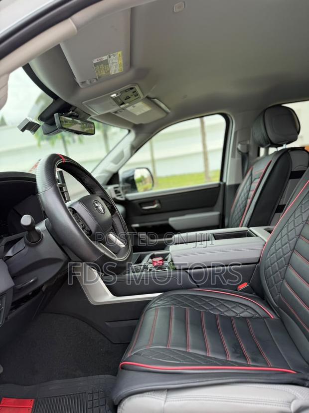 Toyota Tundra Limited Double Cab 6.5' Bed 2024 White