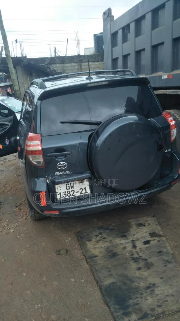 Toyota RAV4 2010 Matt Black