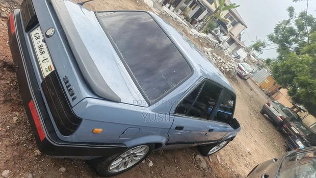 BMW 316i 1989 Gray