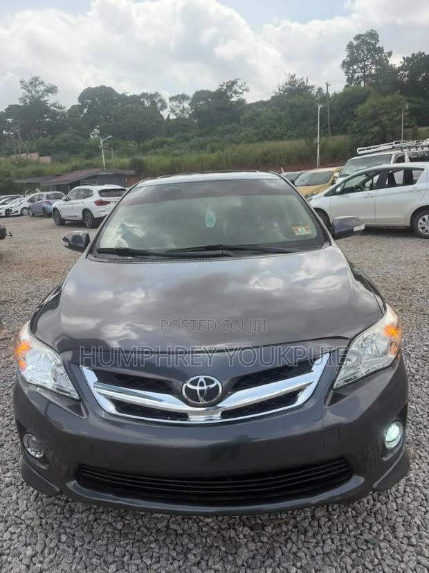 Toyota Corolla S 4dr Sedan (1.8L 4cyl 4A) 2013 Black