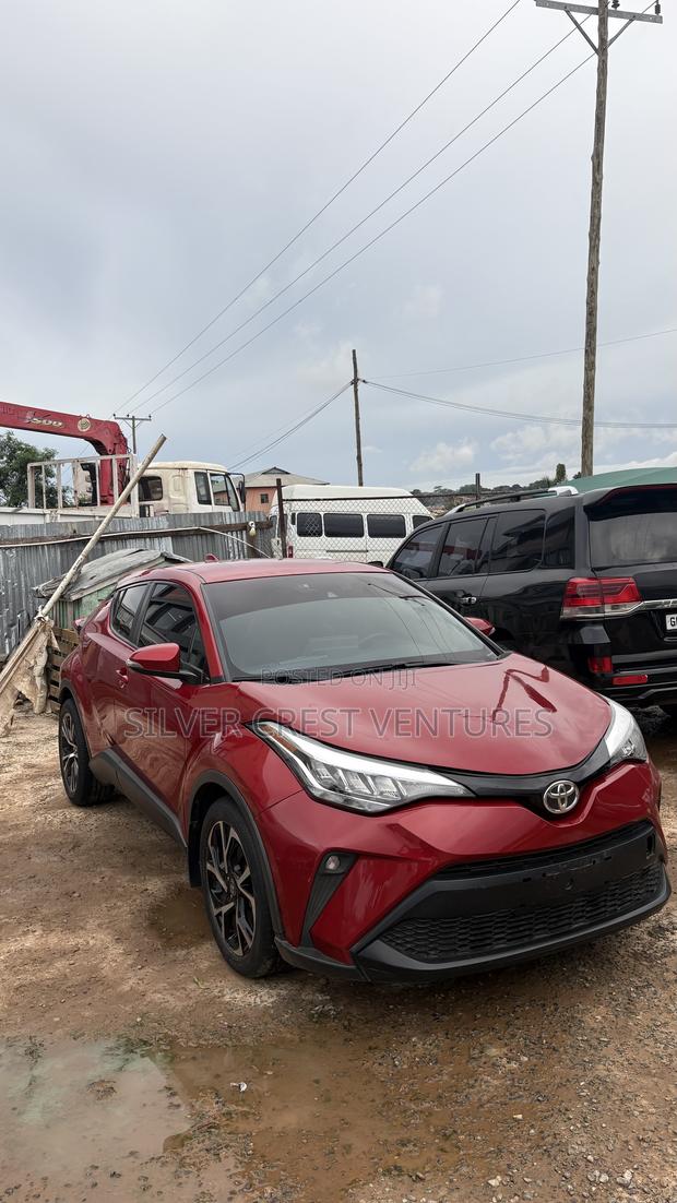 Toyota C-HR 2020 Red