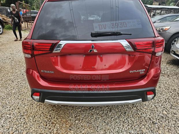 Mitsubishi Outlander SEL AWC 2017 Burgundy