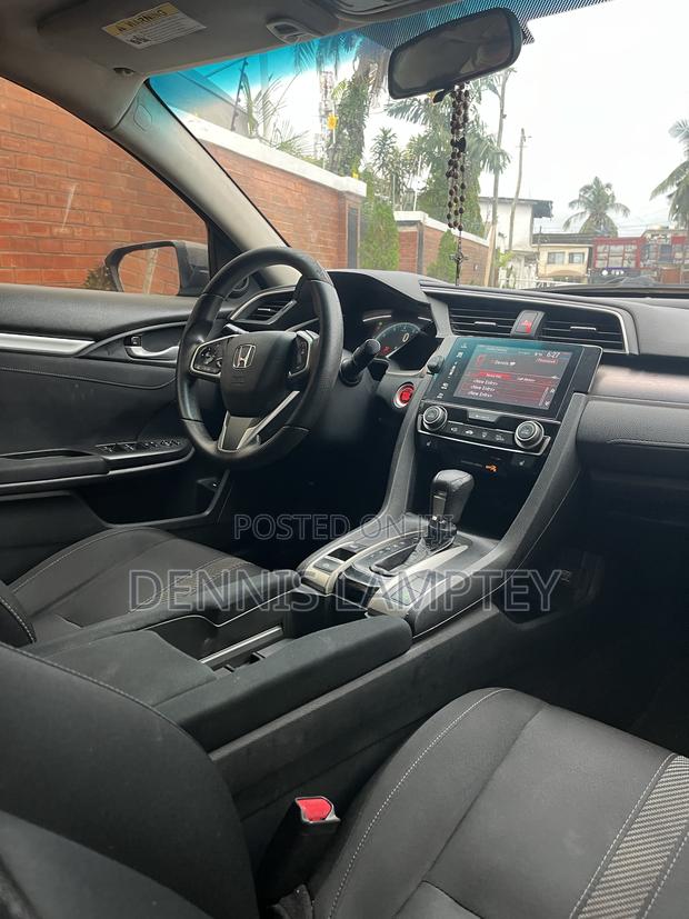 Honda Civic 2017 Silver