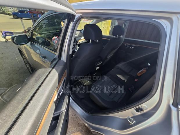 Honda CR-V 2019 Silver
