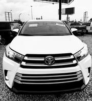Toyota Highlander LE 2019 White for sale