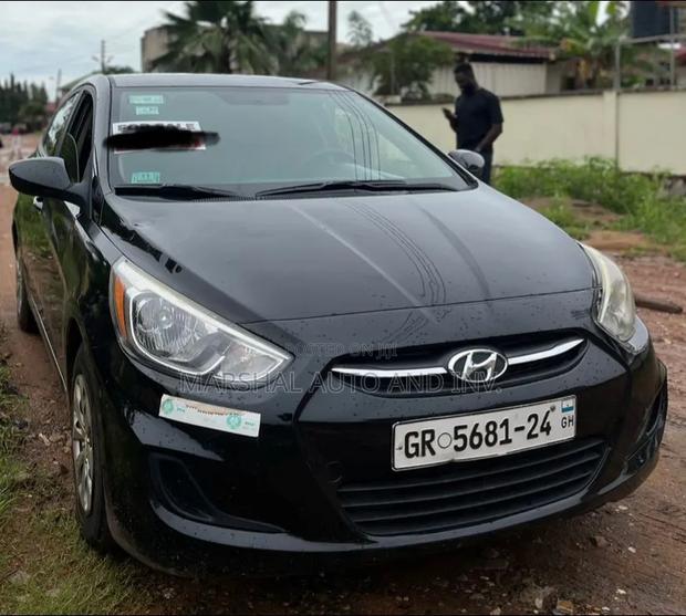Hyundai Accent GLS 2013 Black