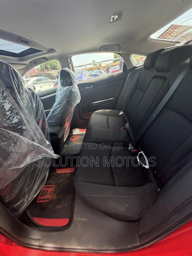 Honda Civic 2018 Red