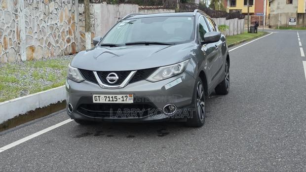 Nissan Qashqai 2016 Gray