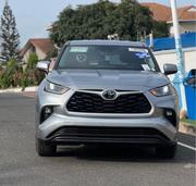 Toyota Highlander XLE 2021 Gray for sale
