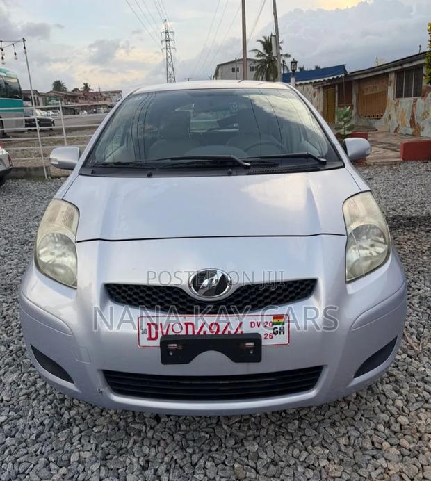 Toyota Vitz 2010