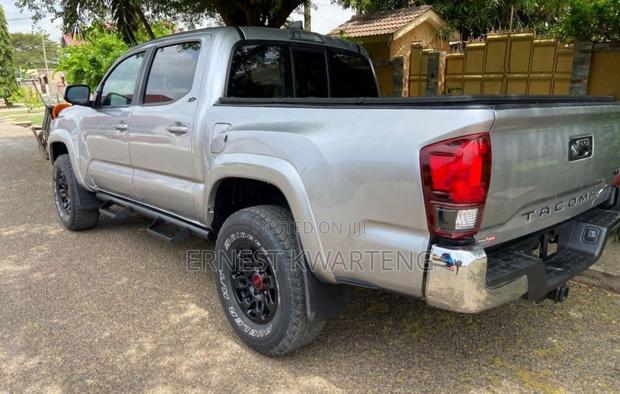 Toyota Tacoma 2021 Gray