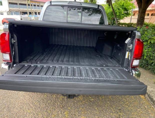 Toyota Tacoma 2021 Gray