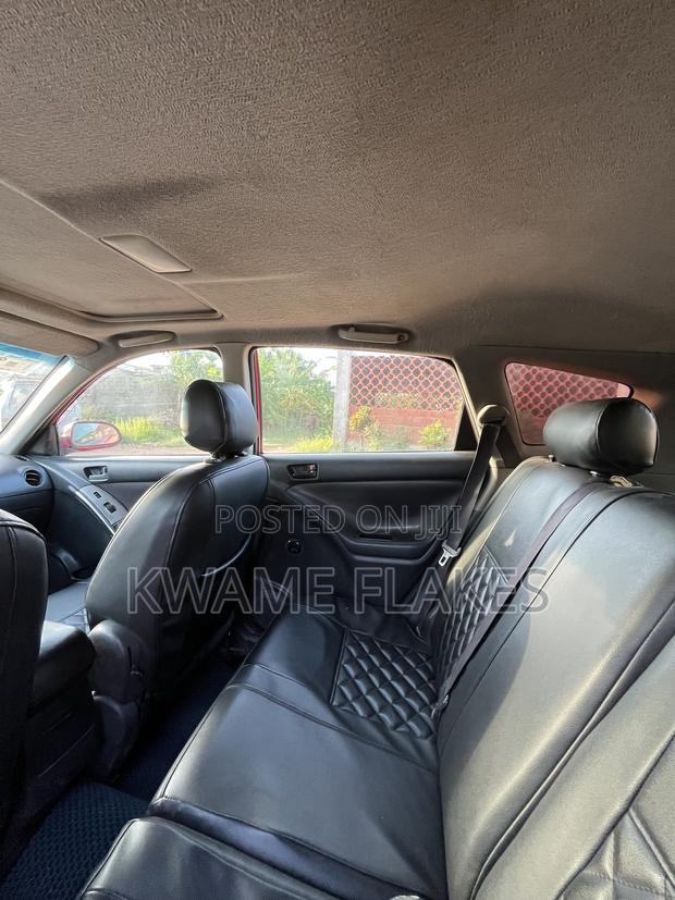 Pontiac Vibe 2006 Red