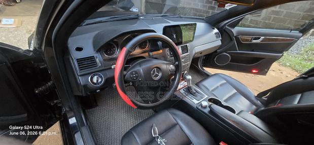 Mercedes-Benz C300 Luxury 4Matic Sedan AWD (3.0L 6cyl 7A) 2010 Black