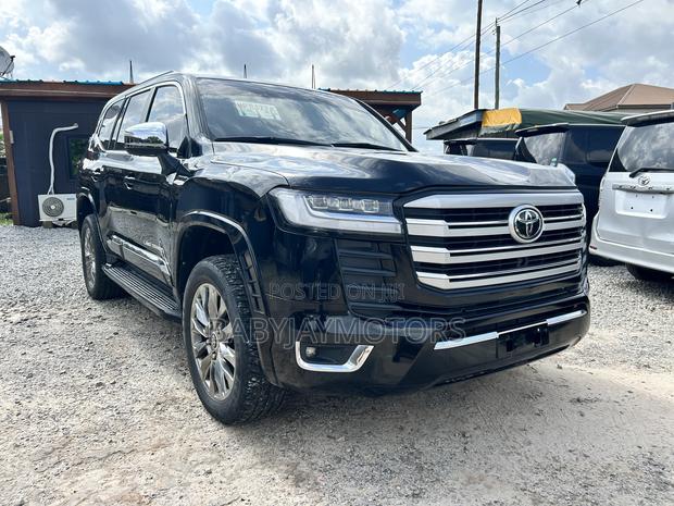 Toyota Land Cruiser 4.0 V6 GX 2015 Black