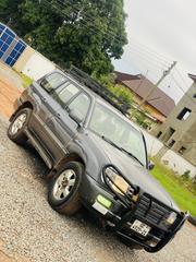 Toyota Land Cruiser 2004 Gray for sale