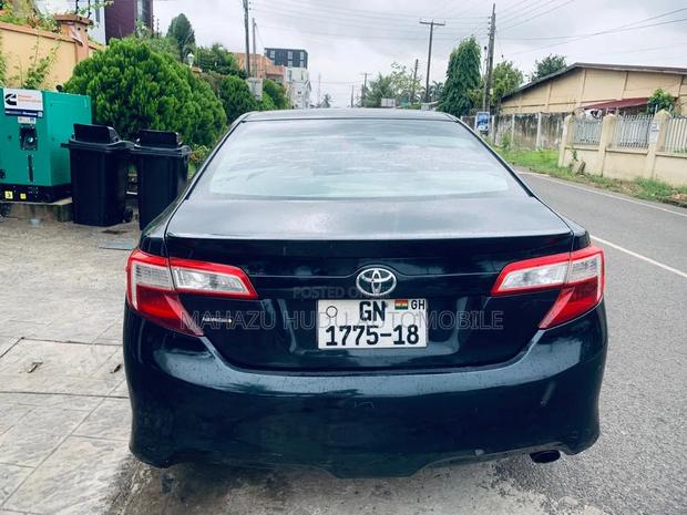 Toyota Camry SE 4dr Sedan (2.5L 4cyl 6A) 2014 Black