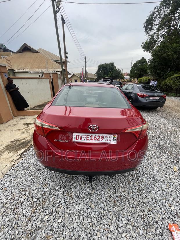 Toyota Corolla 2017 Red