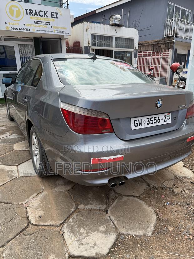 BMW 523i 2008 Gray