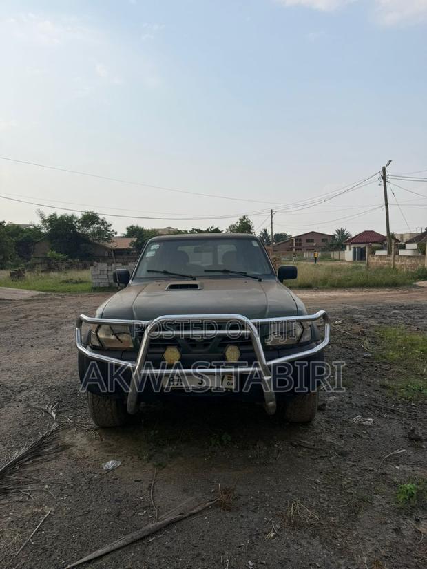 Nissan Patrol GR Wagon 1998 Green