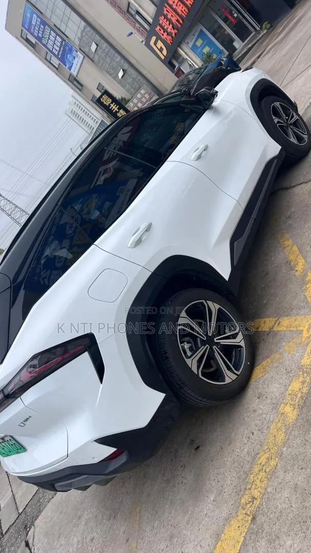 New Geely Galaxy L7 2025 White