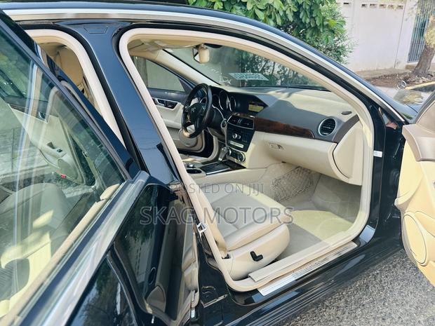 Mercedes-Benz C250 2013 Black