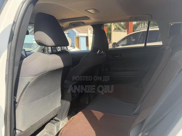 Toyota Corolla Cross 2.0 Petrol AWD 2022 White