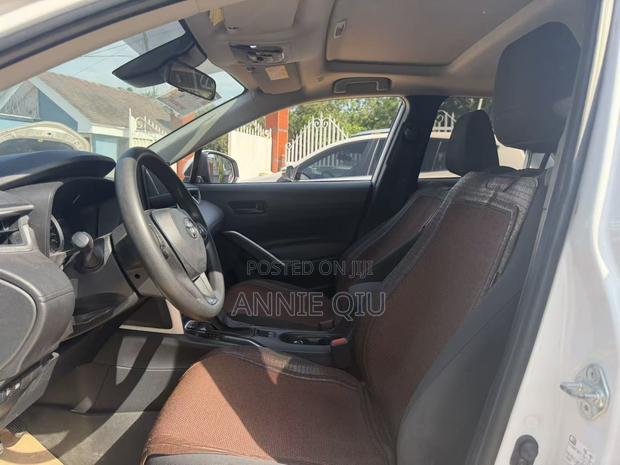 Toyota Corolla Cross 2.0 Petrol AWD 2022 White
