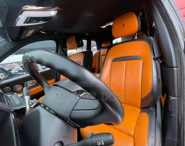 Rolls-Royce Cullinan Base 2020 Black