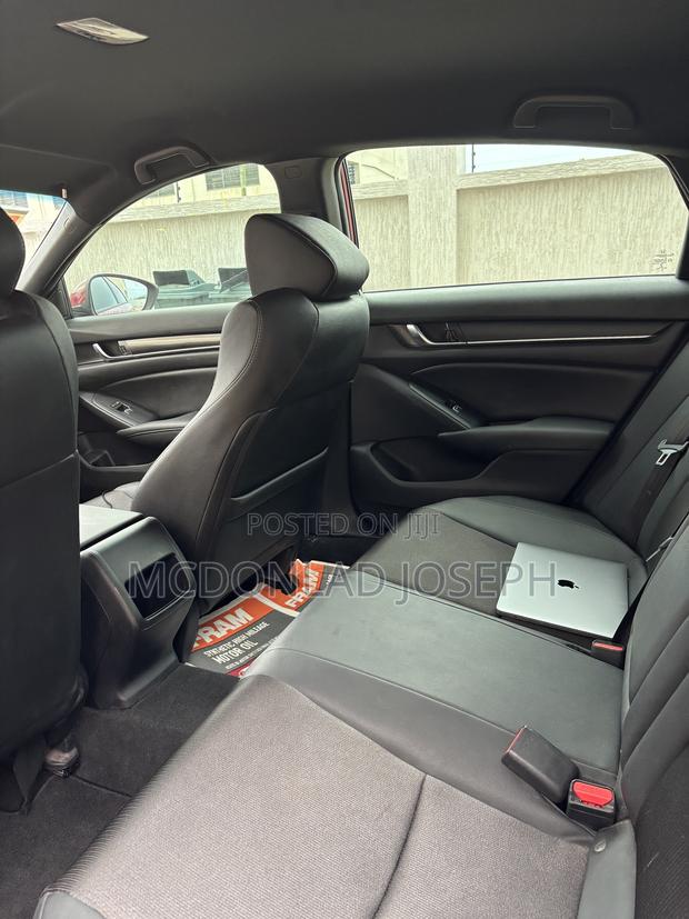 Honda Accord Sport (1.5L 4cyl Turbo CVT) 2019