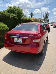 Toyota Yaris Base Sedan 4dr 2010 Red for sale