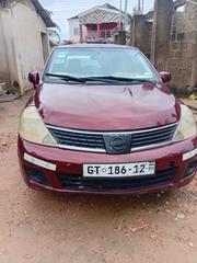 Nissan Versa 1.8 SL Sedan 2010 Red for sale