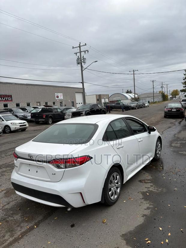 Toyota Corolla L 2022 Gray