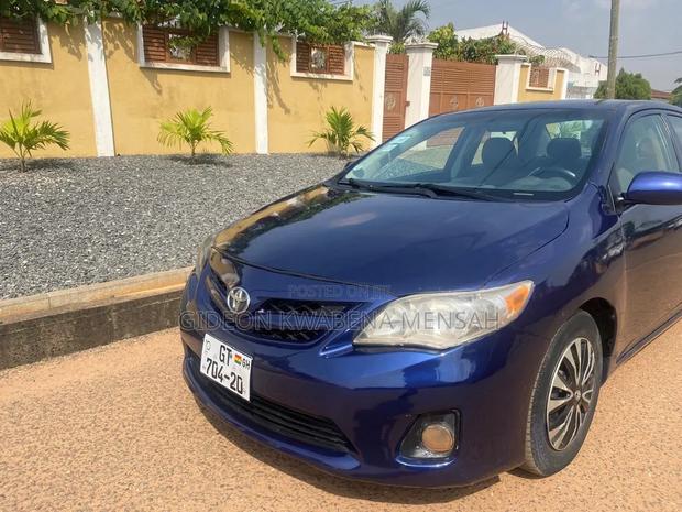 Toyota Corolla L 4dr Sedan (1.8L 4cyl 5M) 2013 Blue