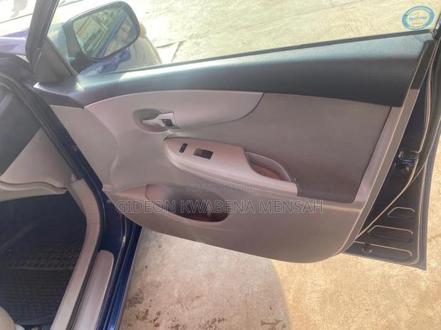 Toyota Corolla L 4dr Sedan (1.8L 4cyl 5M) 2013 Blue