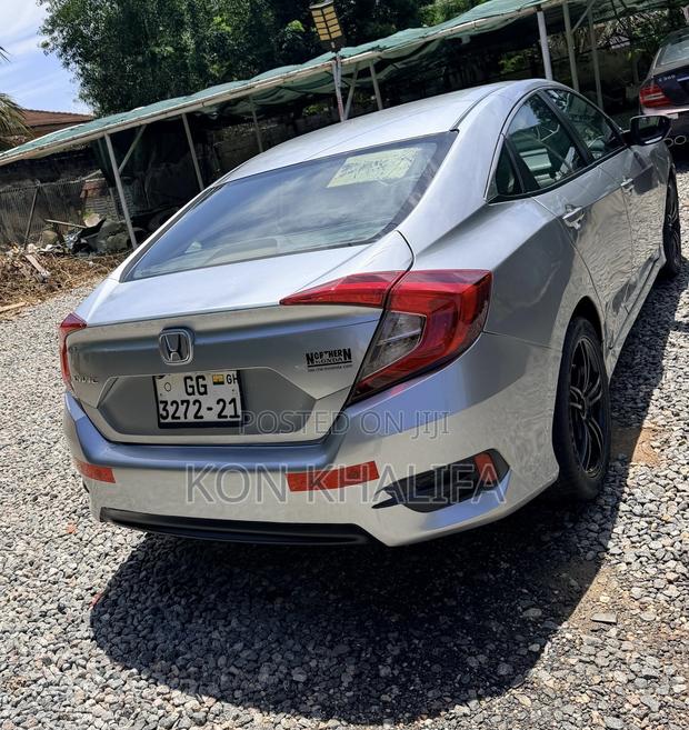 Honda Civic 2017 Silver
