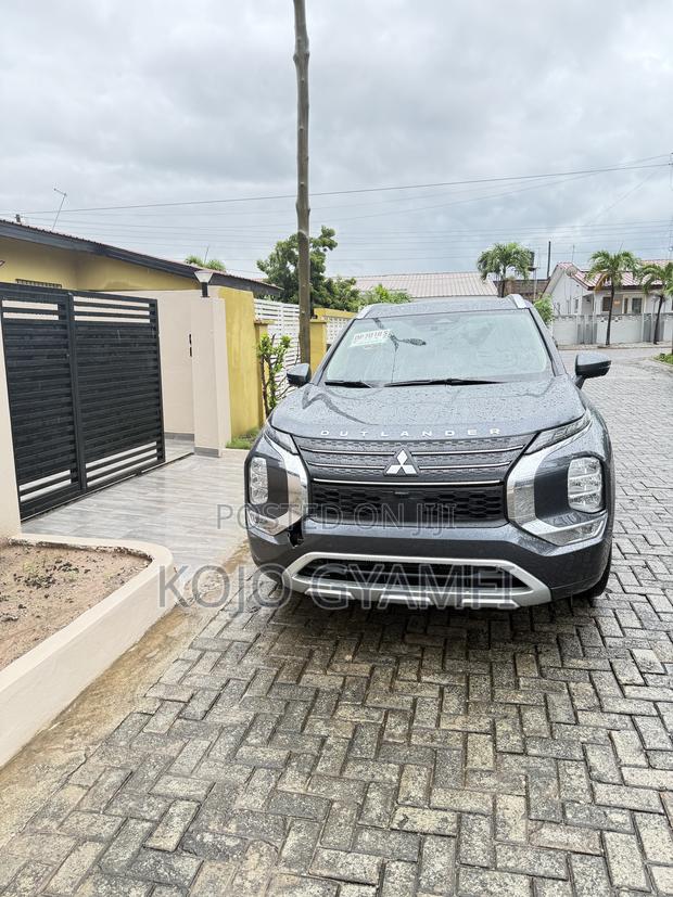 Mitsubishi Outlander SEL 2024 Black