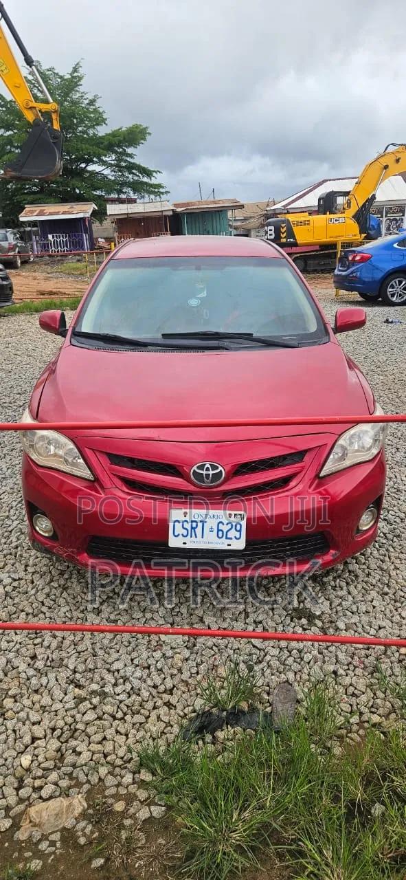 Toyota Corolla 2012 Red