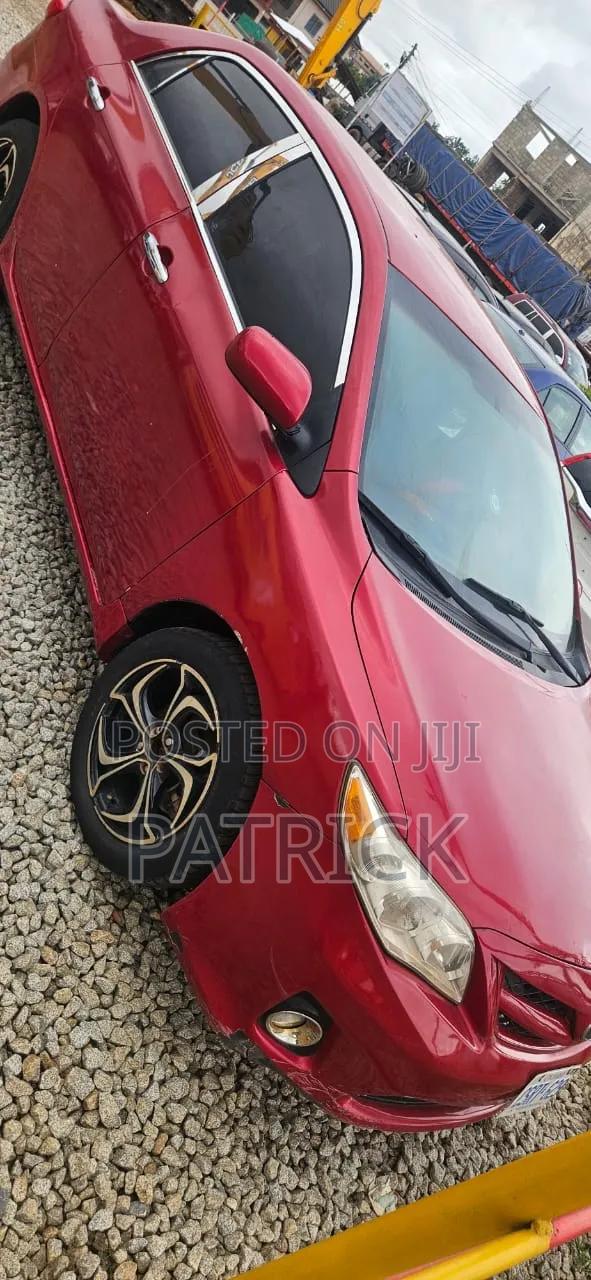 Toyota Corolla 2012 Red