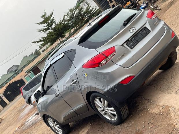 Hyundai Tucson 2015 Gray