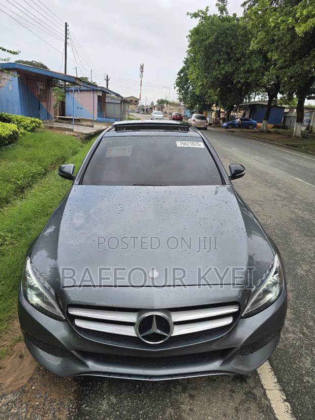 Mercedes-Benz C300 Base 4Matic Coupe AWD (2.0L 4cyl 7A) 2017 Gray