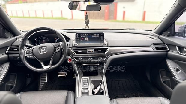 Honda Accord Sport 2.0T 2018 Black